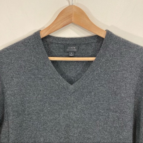 J.Crew 100% Cashmere VNeck Sweater Dark Grey Sz Small Fall Winter Cozy - Picture 3 of 10